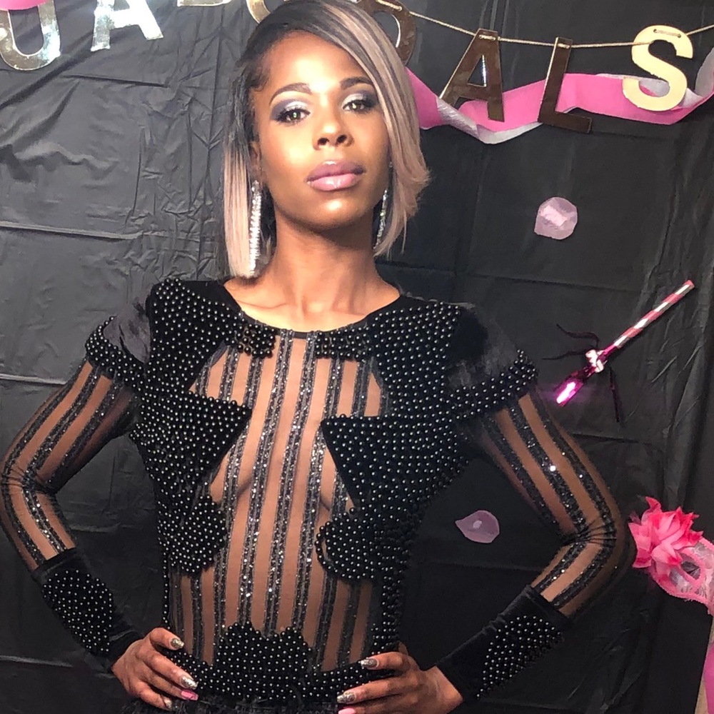 Meet your Posher, Naporsha